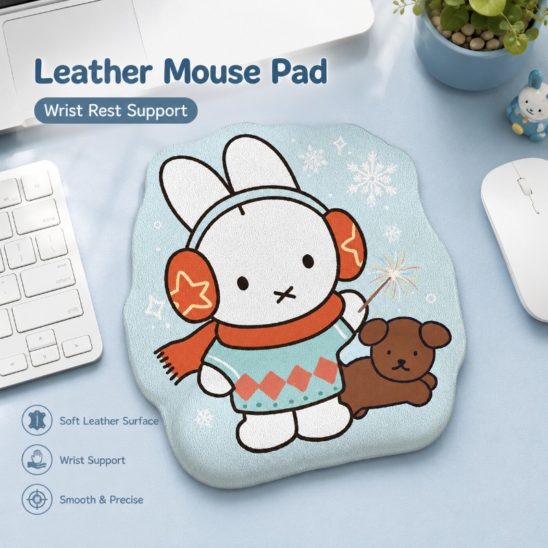 Desk Setup Accessories - وسادة فأرة جلدية بتصميم أنيمي ميفي