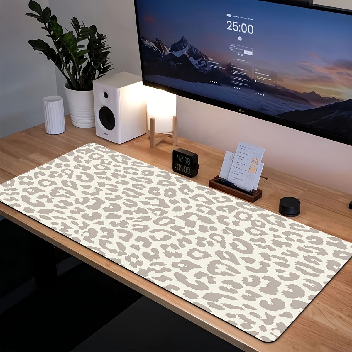Desk Setup Beige - XL/XXL لوحة مفاتيح الكمبيوتر ولوحة الماوس