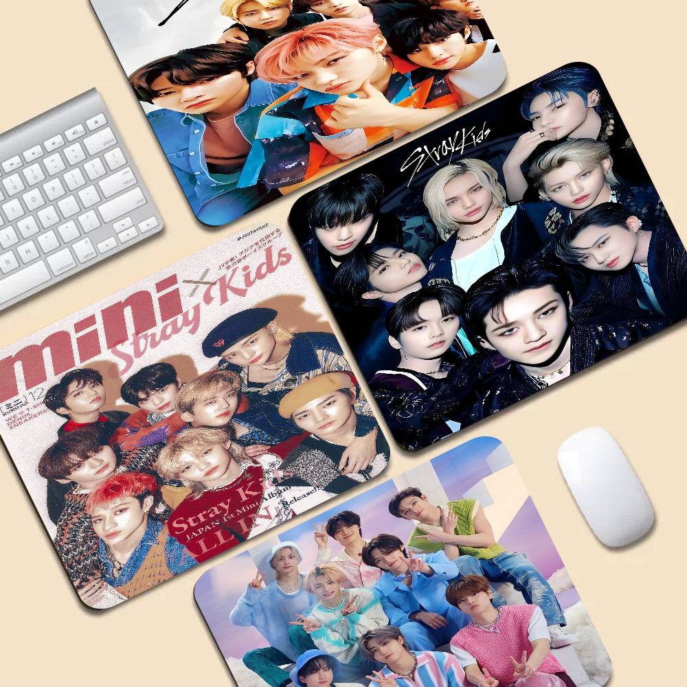 Kpop S-Stray K-Kids DIY Cartoo - مراجعة Desk Setup Kpop وسعره